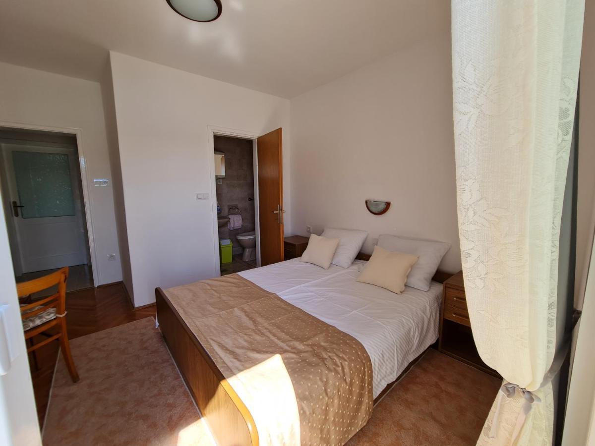 Apartmani I Sobe Jusic Ραμπ Εξωτερικό φωτογραφία